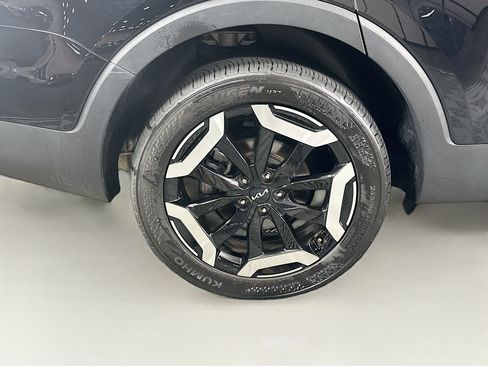 Used 2025 Kia Telluride S FWD image 11