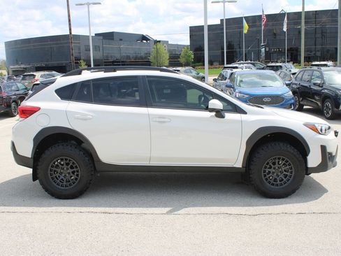 Used 2023 Subaru Crosstrek 2.0i Premium AWD/4WD image 4