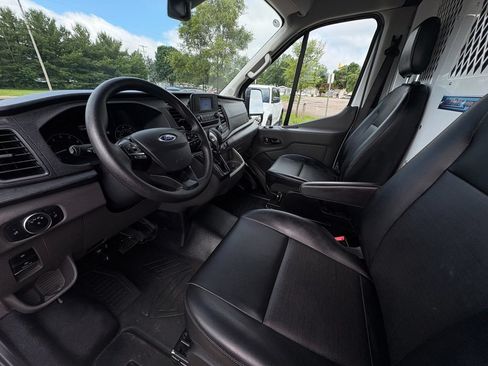 Used 2025 Ford Transit 250 148 High Roof AWD image 12