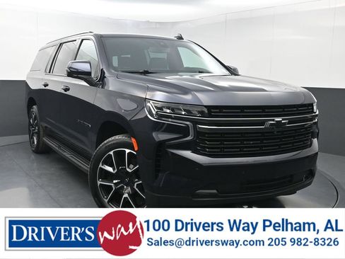 Used 2022 Chevrolet Suburban RST w/ Luxury Package image 1