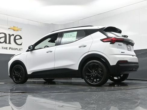 New 2027 Chevrolet Bolt RS w/ LPO, All-Weather Package FWD image 33