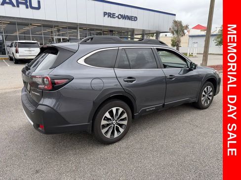 Used 2024 Subaru Outback Limited w/ Popular Package #2 AWD/4WD image 3