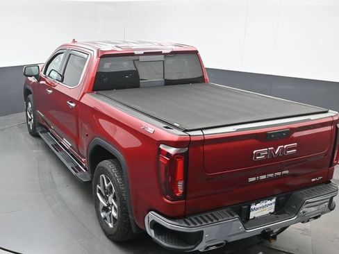 Used 2023 GMC Sierra 1500 SLT w/ SLT Premium Plus Package AWD/4WD image 38