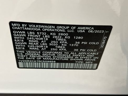 Certified 2024 Volkswagen Atlas SE image 28
