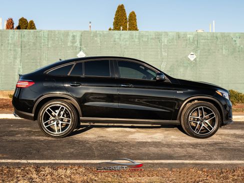 Used 2018 Mercedes-Benz GLE 43 AMG 4MATIC w/ Parking Assist Package image 8