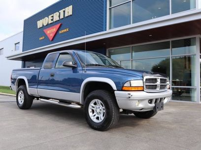 Used 2004 Dodge Dakota SLT w/ Tire & Handling Group