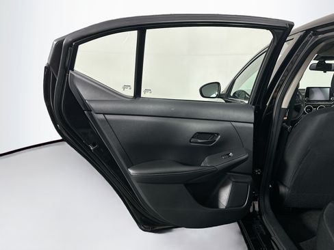 Used 2024 Nissan Sentra SV FWD image 24