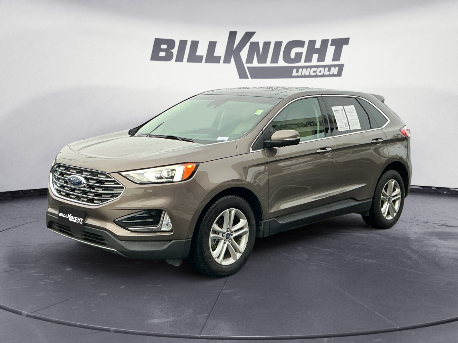 Used 2019 Ford Edge SEL w/ Equipment Group 201A FWD image 2