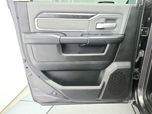 Used 2019 RAM 2500 Big Horn image 19
