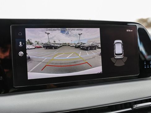 Used 2024 Hyundai Palisade SEL FWD image 17