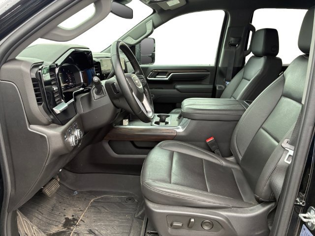 Used 2025 GMC Sierra 3500 SLT AWD/4WD image 11