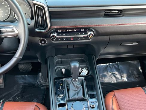 Used 2025 MAZDA CX-50 2.5 Turbo w/ Premium Plus Pkg image 12