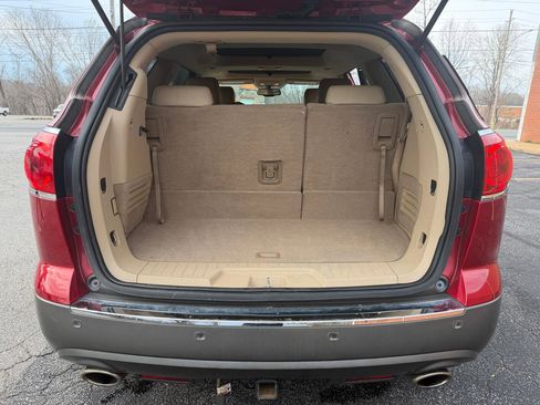 Used 2012 Buick Enclave Premium image 29