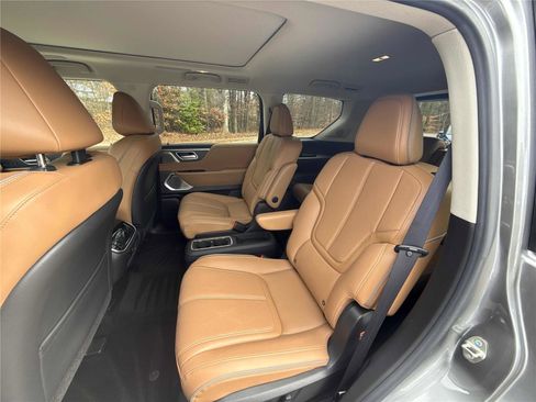 Certified 2025 INFINITI QX80 Sensory image 11