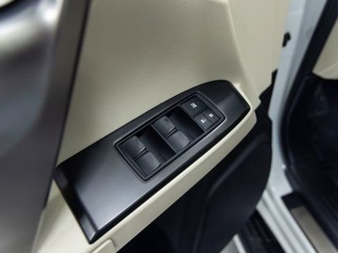 Used 2023 Lexus GX 460 Luxury w/ Sport Design Package AWD/4WD image 12