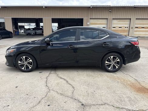 Used 2023 Nissan Sentra SV FWD image 8