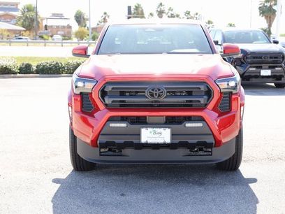 New 2025 Toyota Tacoma SR5