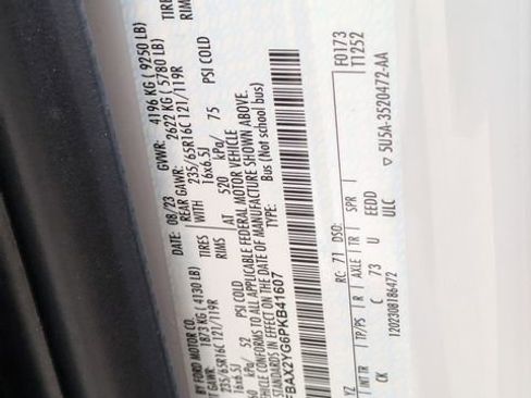 Used 2023 Ford Transit 350 XLT image 30