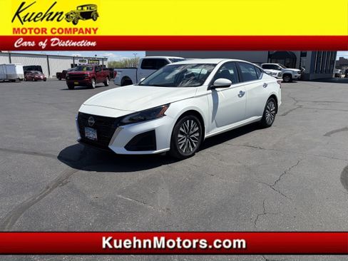 Used 2023 Nissan Altima 2.5 SV FWD image 1