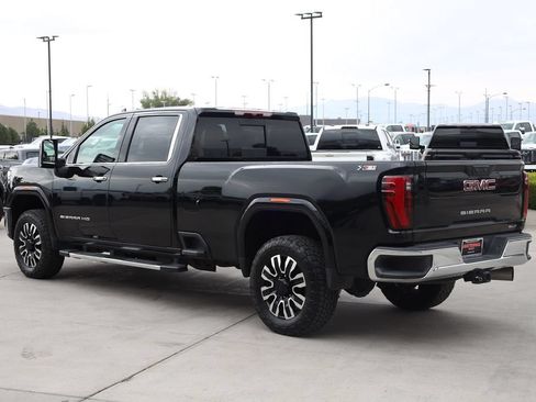 Used 2024 GMC Sierra 3500 SLT w/ SLT Premium Package AWD/4WD image 4