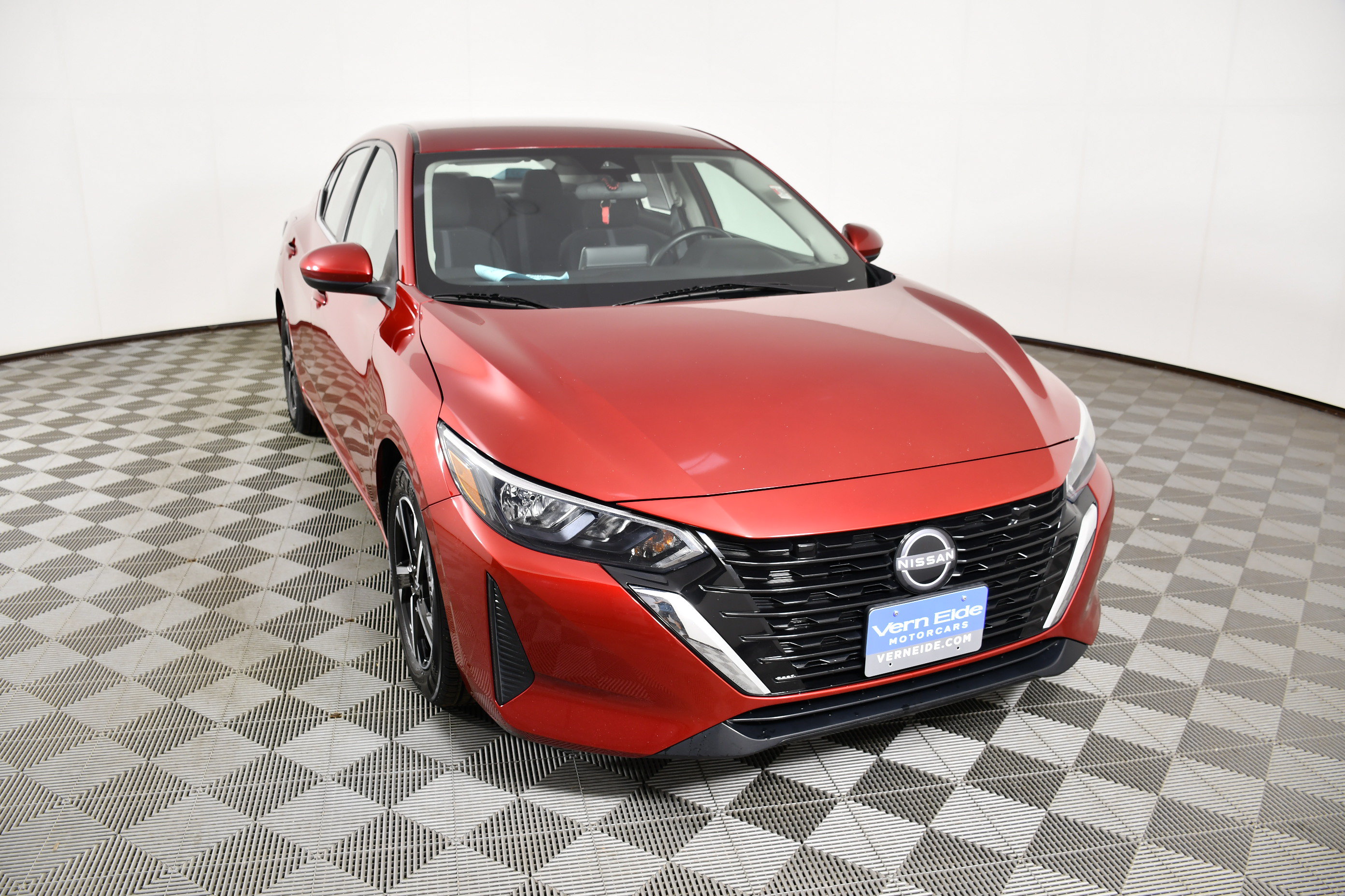 Used 2024 Nissan Sentra SV FWD image 3