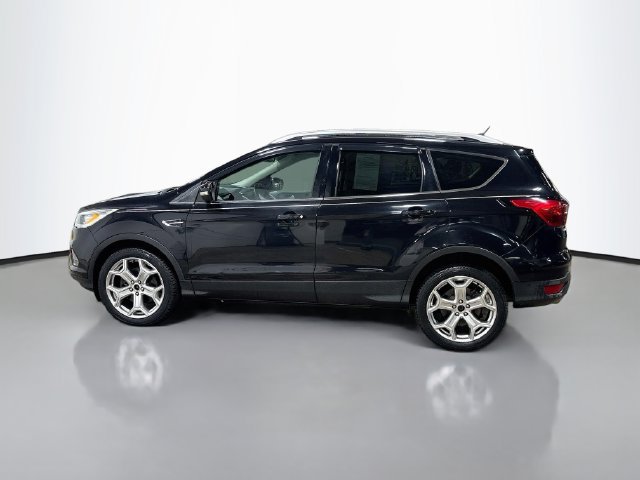 Used 2019 Ford Escape Titanium AWD/4WD image 10