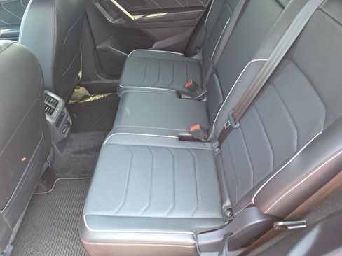 Used 2024 Volkswagen Tiguan SEL R-Line AWD/4WD image 18