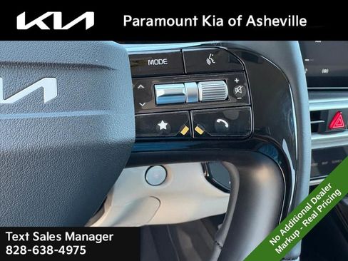 New 2026 Kia Sorento S image 12