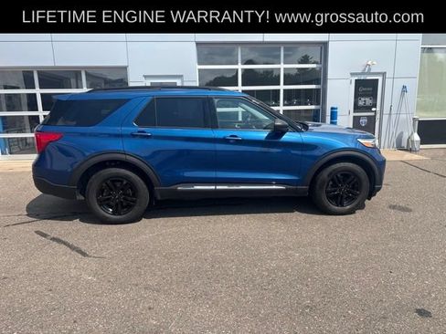 Used 2022 Ford Explorer XLT AWD/4WD image 8