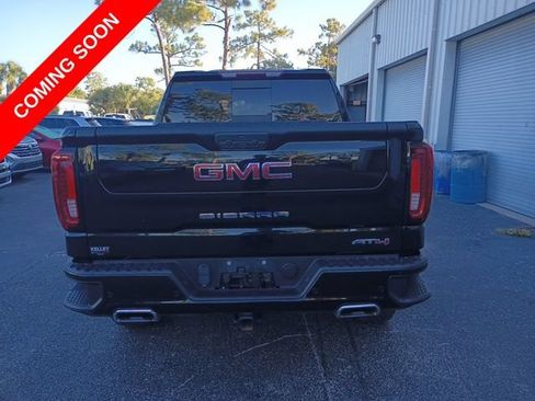 Used 2021 GMC Sierra 1500 AT4 w/ AT4 Premium Package AWD/4WD image 4