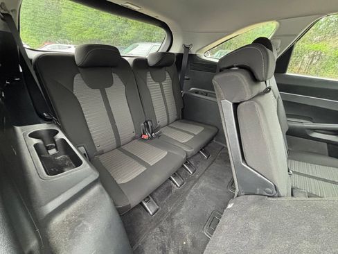 Used 2021 Kia Sorento LX AWD/4WD image 16
