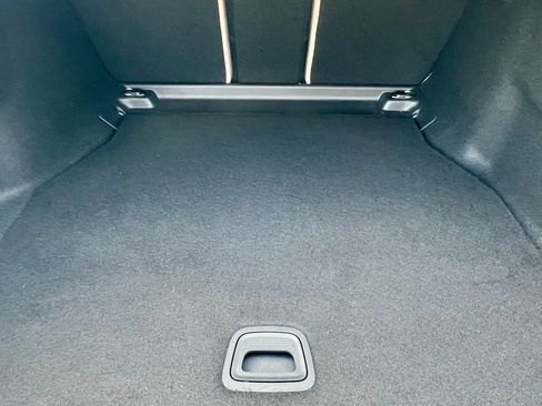 Certified 2024 Mercedes-Benz C 300 4MATIC Sedan image 40