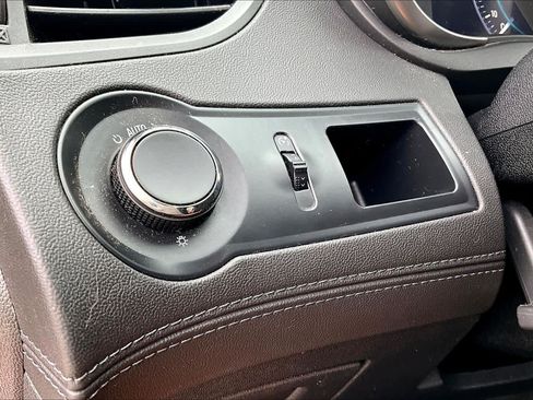 Used 2015 Buick LaCrosse Leather FWD image 33