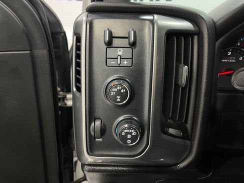 Used 2015 Chevrolet Silverado 1500 LT image 20