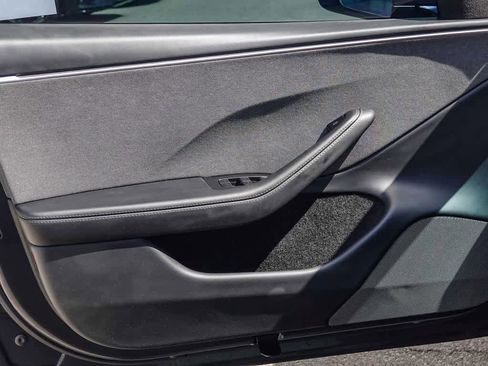 Used 2025 Tesla Model 3 Long Range RWD image 18