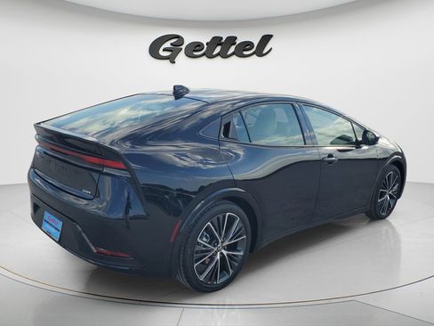 Certified 2026 Toyota Prius XLE FWD image 5