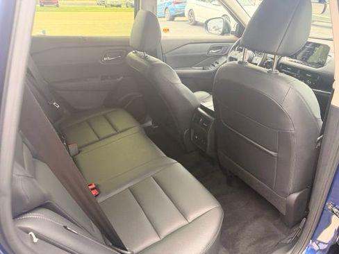 Used 2023 Nissan Rogue SL w/ SL Premium Package AWD/4WD image 17