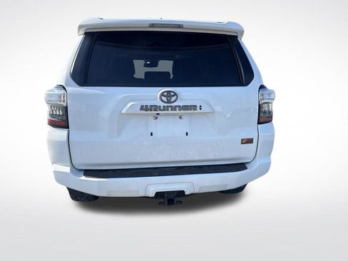 Used 2023 Toyota 4Runner 40th Anniversary SE AWD/4WD image 4