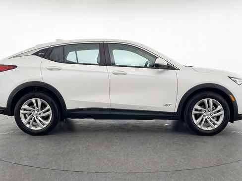Used 2025 Buick Envista Preferred FWD image 11