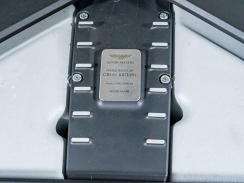 Used 2023 Aston Martin V12 Vantage image 45