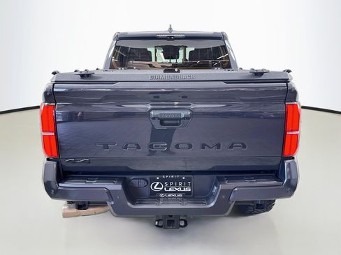 Used 2024 Toyota Tacoma TRD Sport w/ TRD Sport Premium Package AWD/4WD image 6
