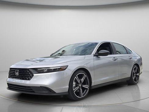 Certified 2024 Honda Accord Sport image 9