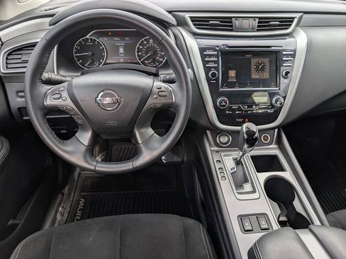 Used 2019 Nissan Murano SV w/ Premium Package image 20