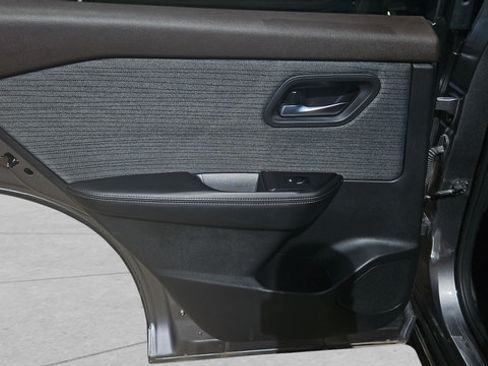 Certified 2023 Nissan Rogue SV AWD/4WD image 26