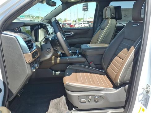 New 2026 GMC Yukon XL Denali Ultimate image 12