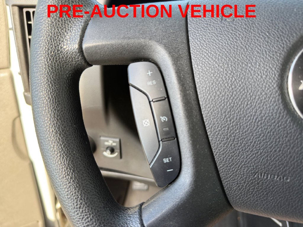 Used 2017 Chevrolet Express 2500 Extended RWD image 21