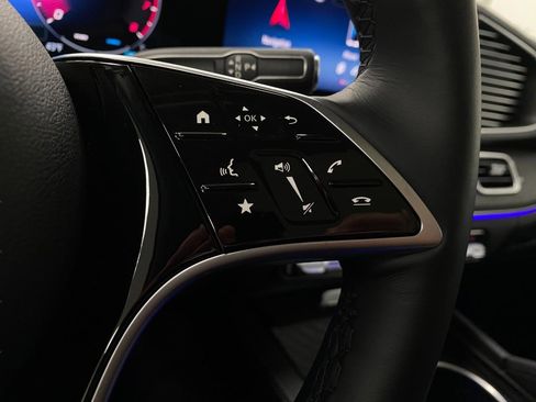 Certified 2026 Mercedes-Benz GLE 350 4MATIC image 18