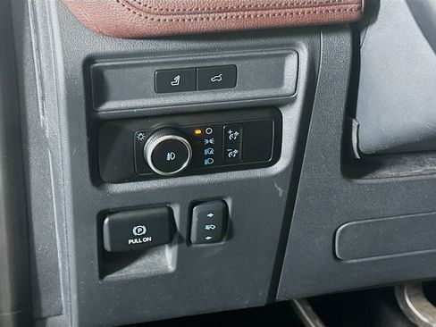 Used 2024 Ford Expedition Max Limited image 17