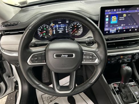 Used 2022 Jeep Compass Limited AWD/4WD image 4