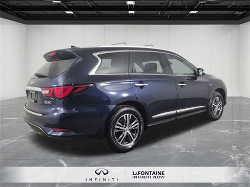 Used 2019 INFINITI QX60 Luxe w/ Essential Package image 5